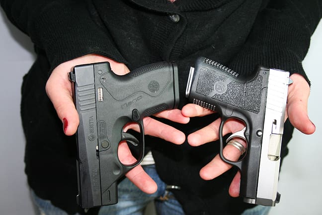 Gun magazines, hi capacity gun clips:.