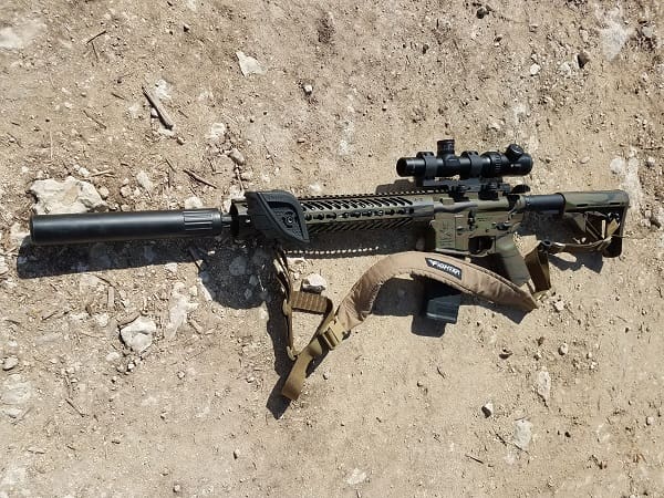 Ryker FAST Grip installed on Underground tactical Bacon Maker VoodooMedic edition (courtesy JWT for thetruthaboutguns.com)