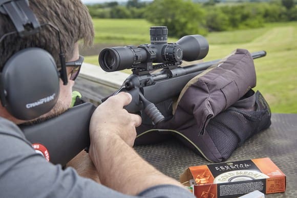Whats the Difference Between First Focal Plane vs Second Focal Plane Scopes?