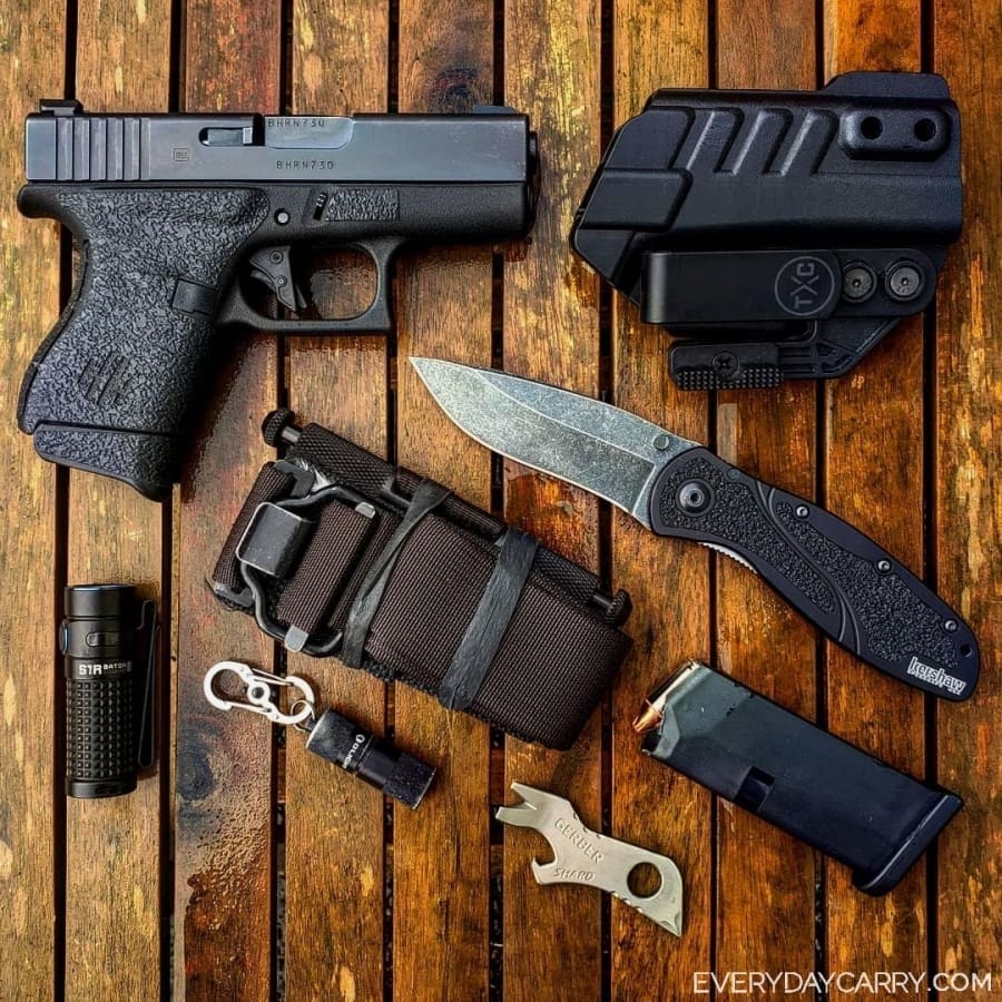 Glock 43 in a Single-Loop Holster: Everyday Carry Pocket Dump of the ...