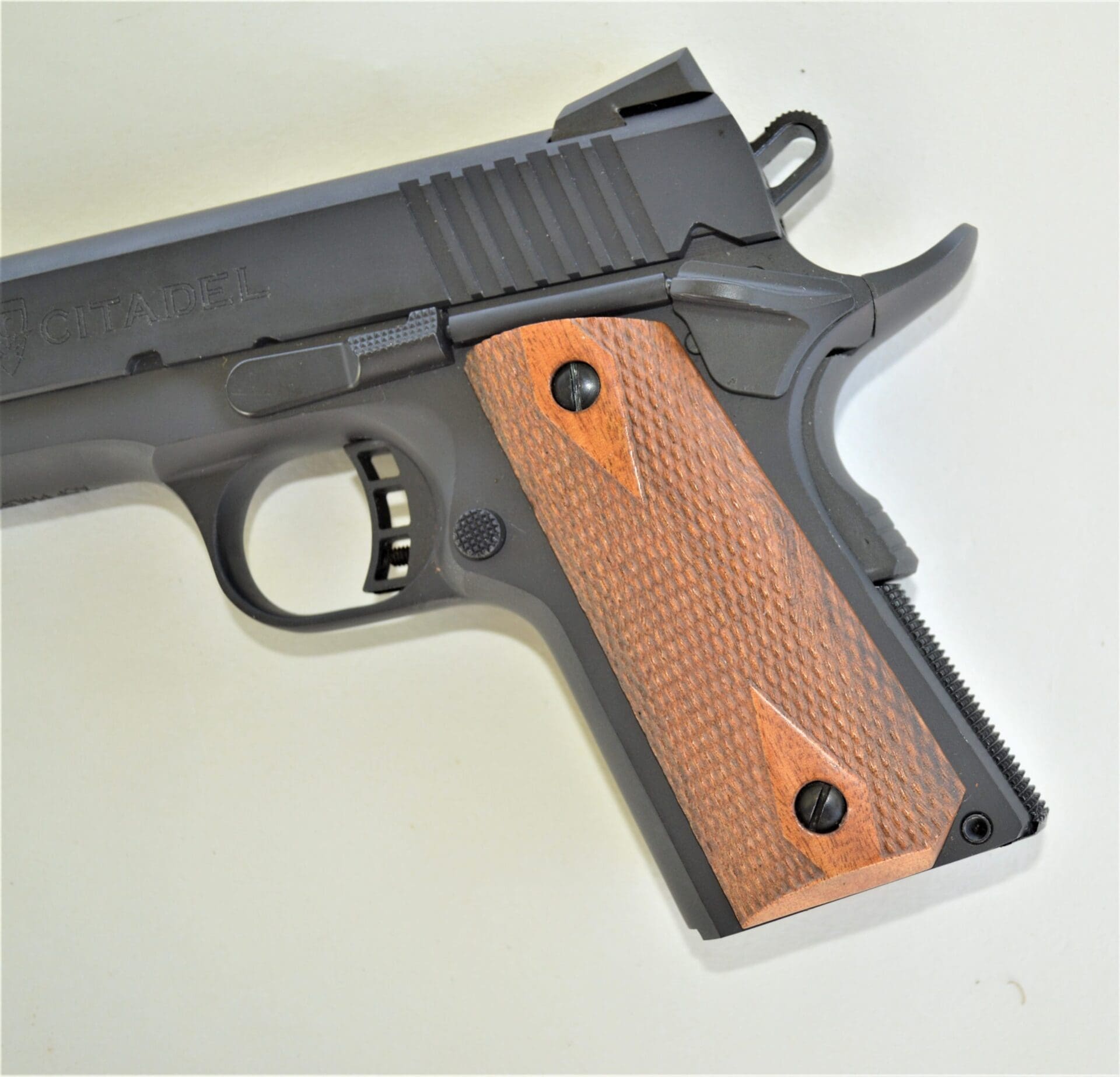 Citadel M1911 Officers's Model 9mm Pistol