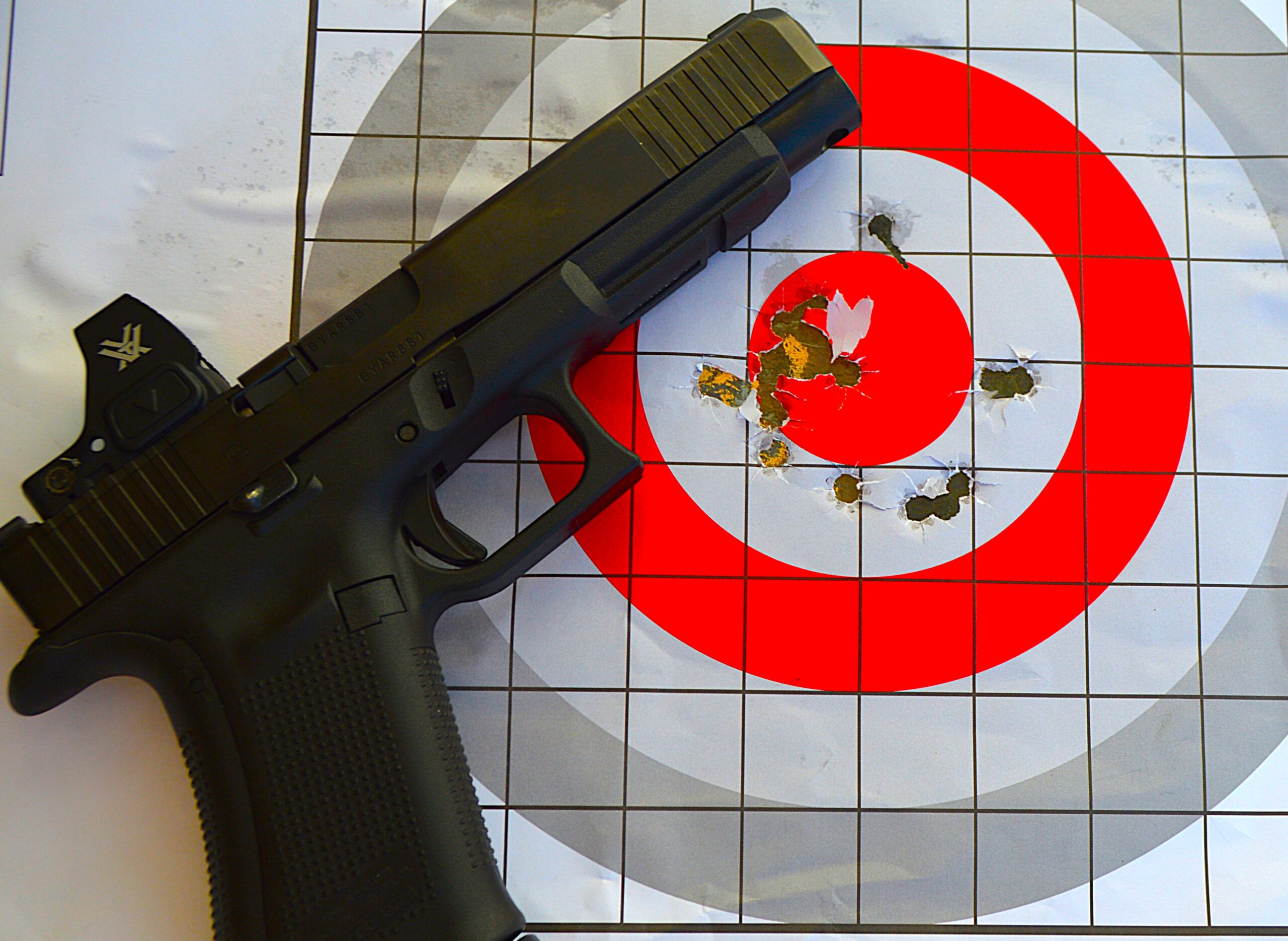 Vortex Defender ST mounted on Glock 34 pistol